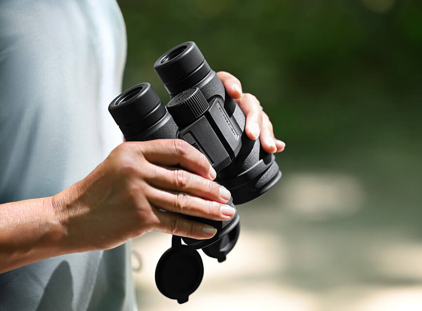 Monarch M5 8x42